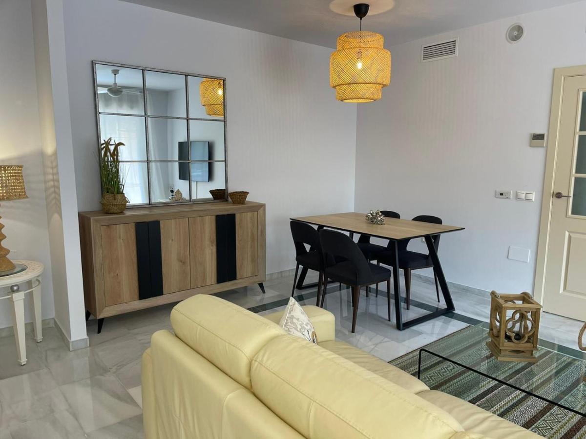 Marbella Playa Residencial Con Piscina Daire Dış mekan fotoğraf