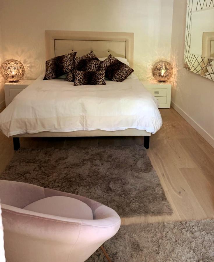 Marbella Playa Residencial Con Piscina Daire Dış mekan fotoğraf