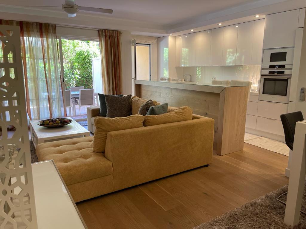 Marbella Playa Residencial Con Piscina Daire Dış mekan fotoğraf