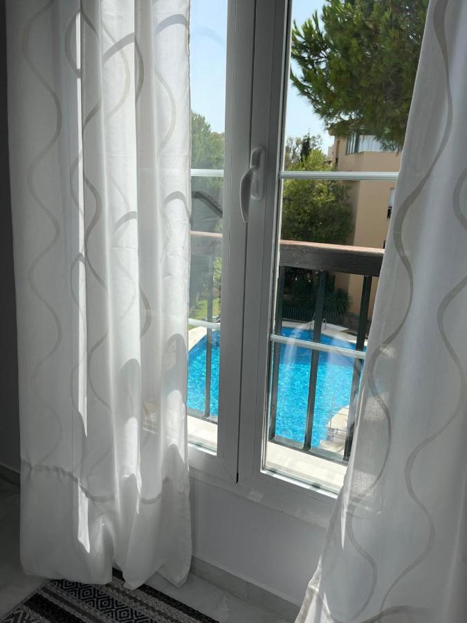 Marbella Playa Residencial Con Piscina Daire Dış mekan fotoğraf