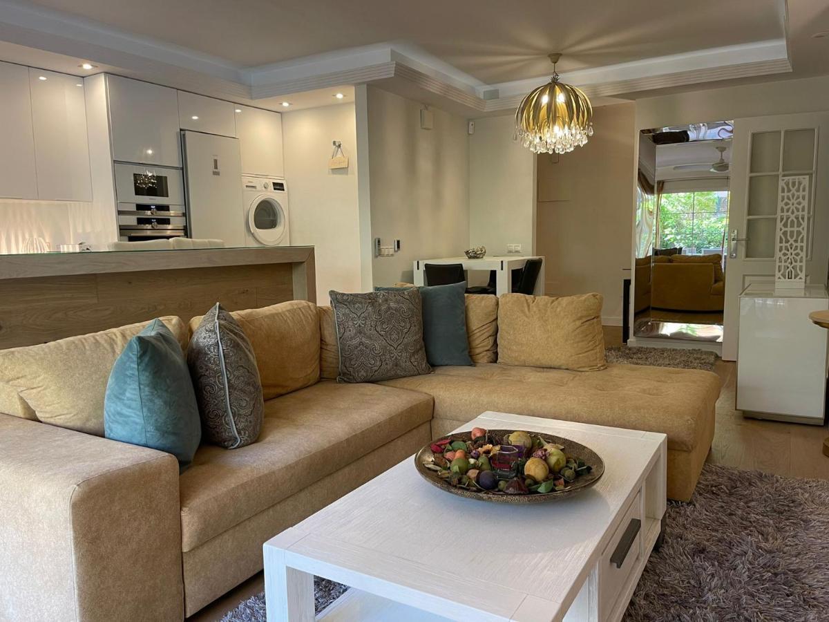 Marbella Playa Residencial Con Piscina Daire Dış mekan fotoğraf